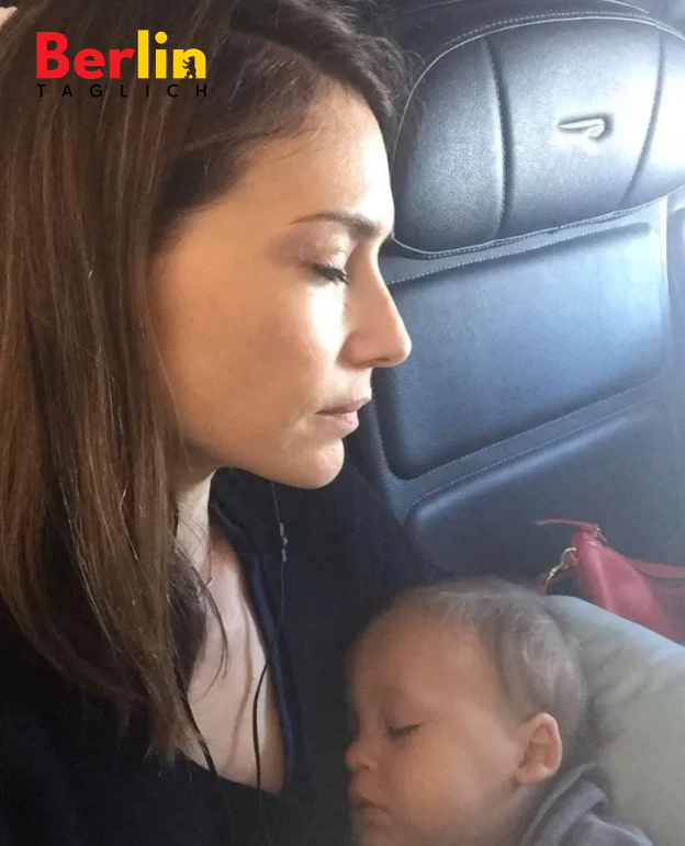 Baby Milo mit seiner Mutter. Quelle: Instagram